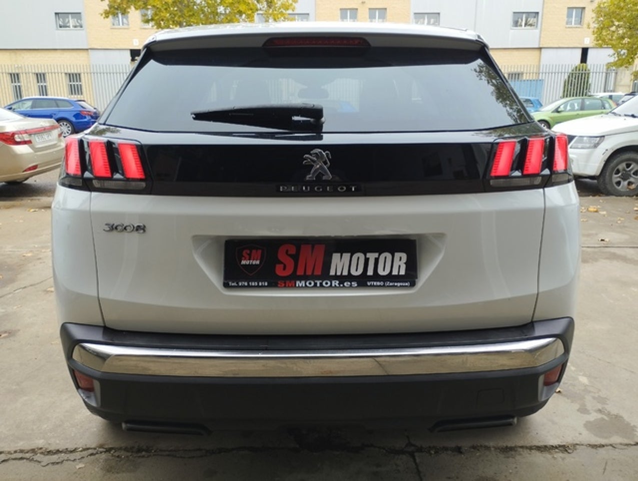 PEUGEOT 3008