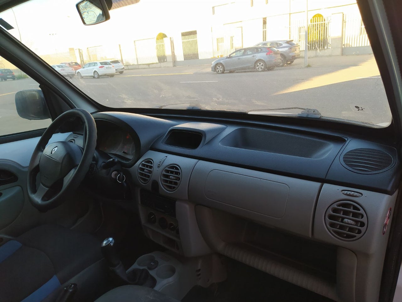 RENAULT Kangoo Combi