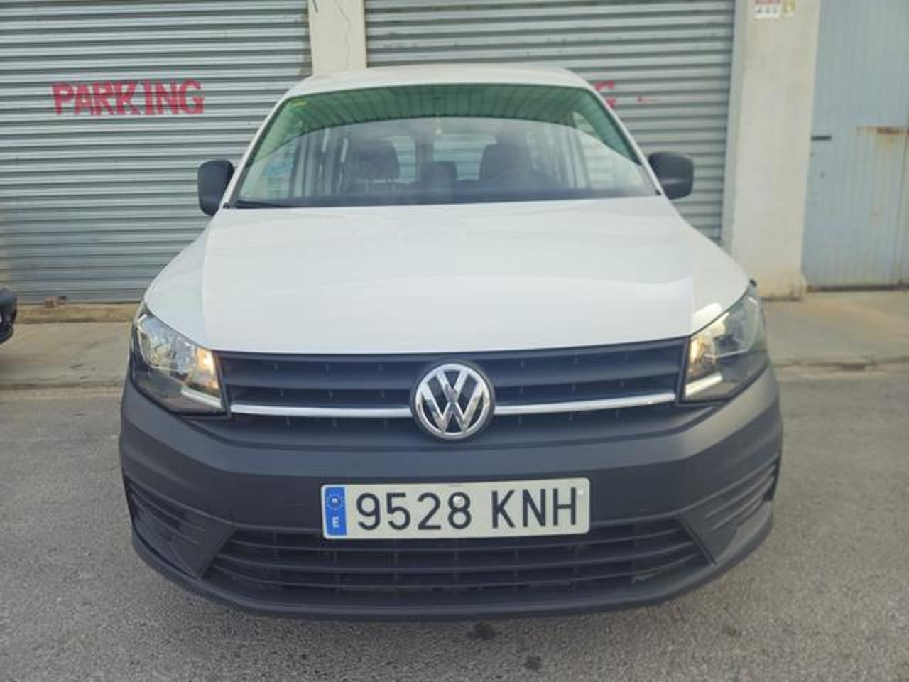 VOLKSWAGEN Caddy