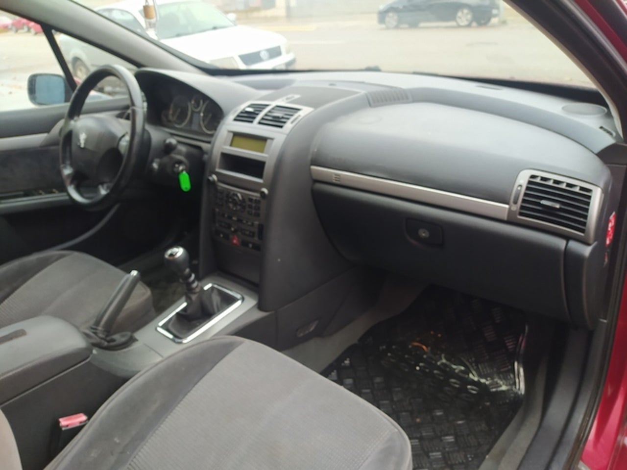 PEUGEOT 407