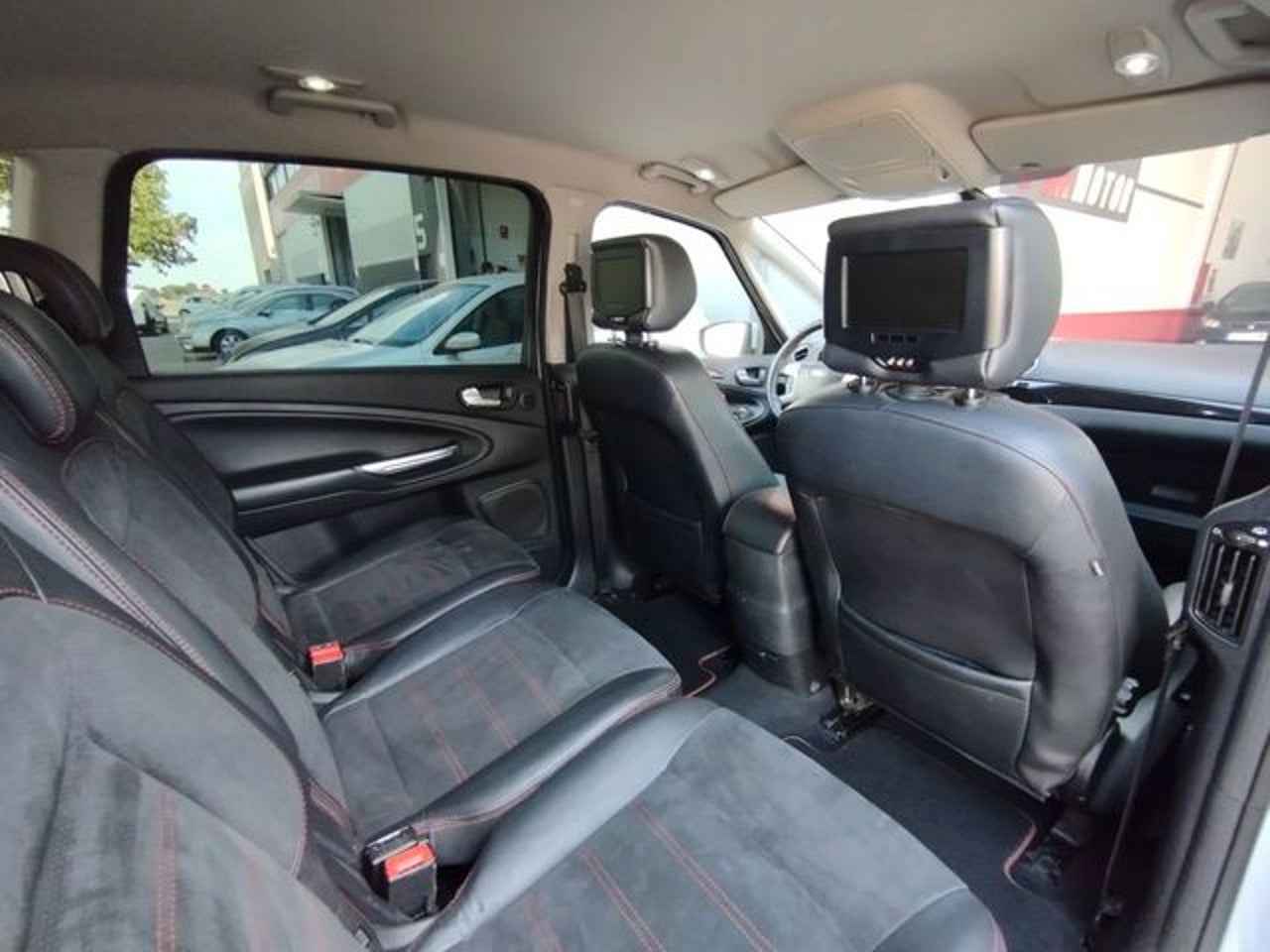 FORD SMAX