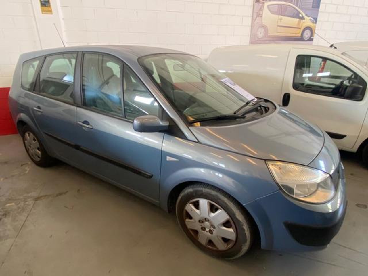 RENAULT Grand Scenic