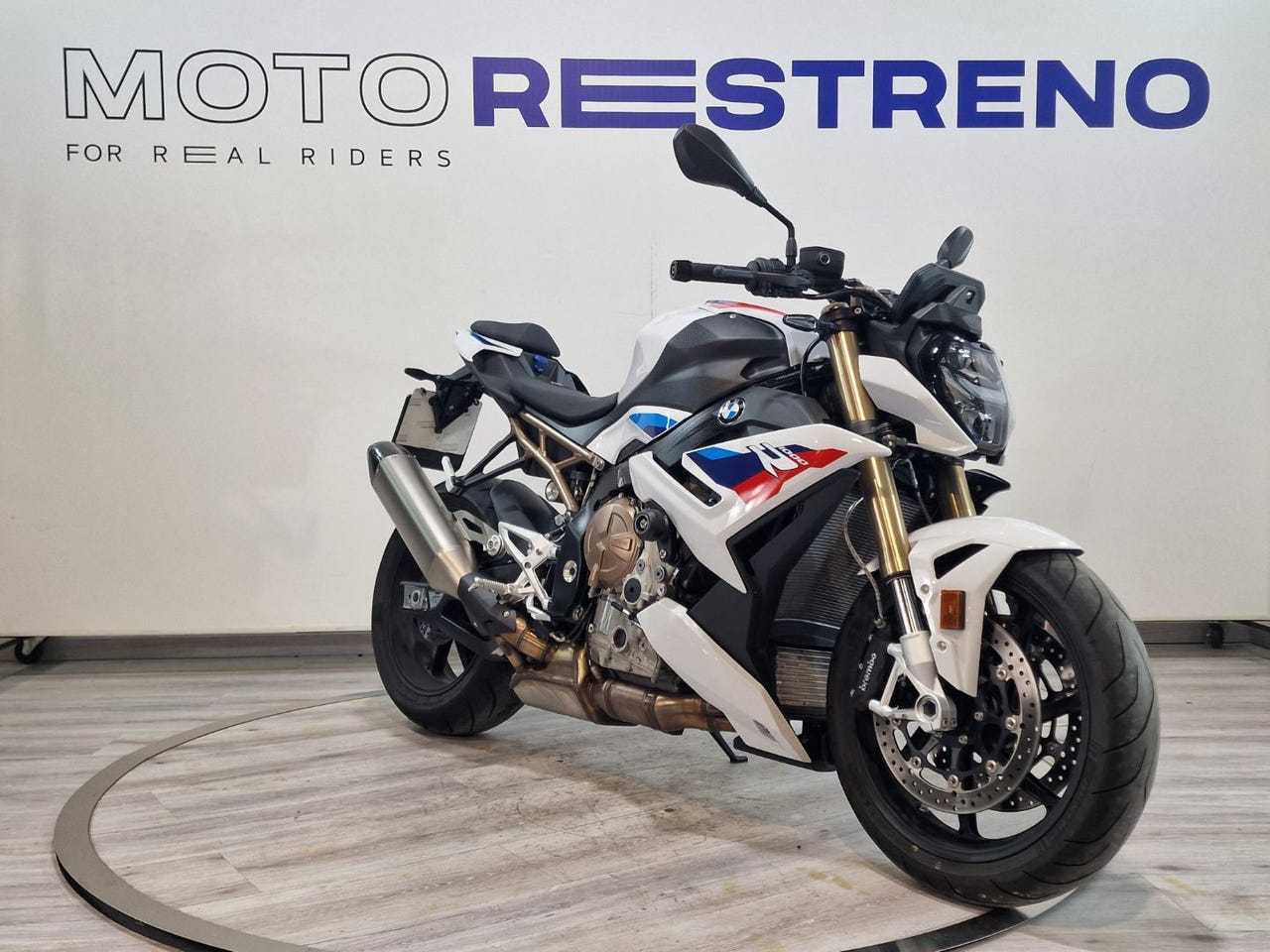 Ver moto BMW S 1000 RVersión 2021 - 2024