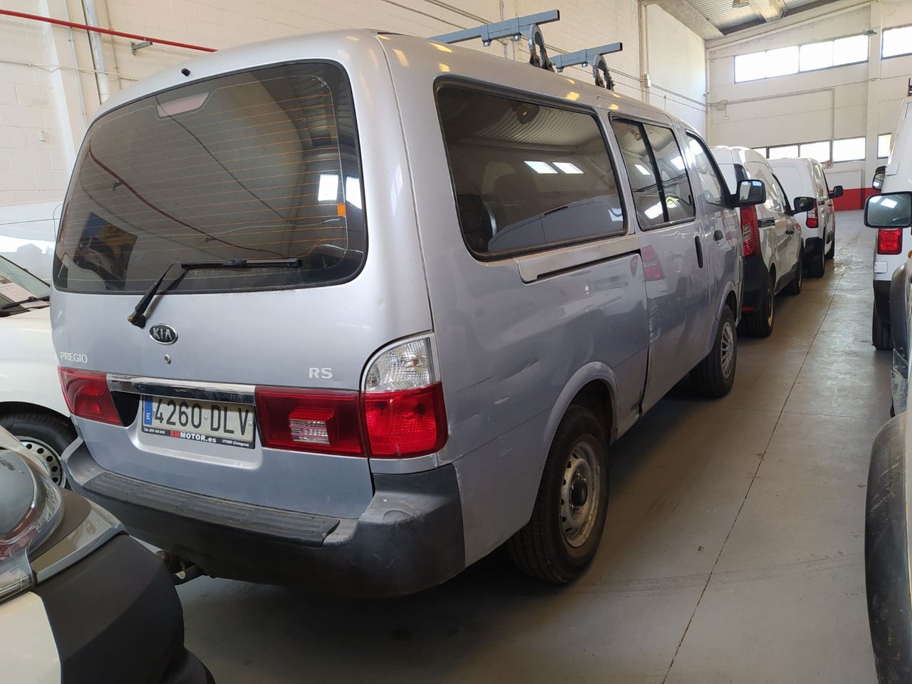 KIA Pregio
