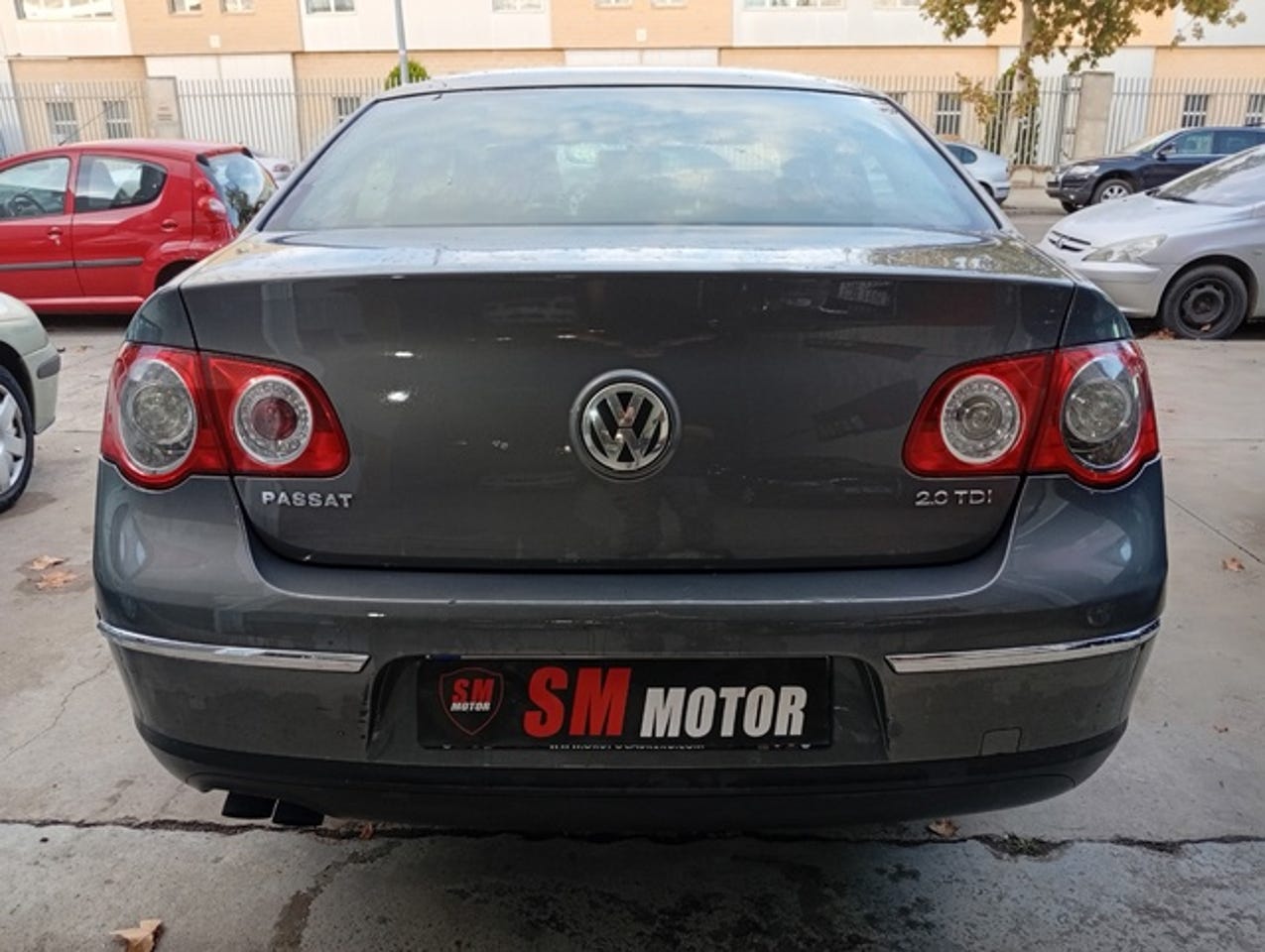 VOLKSWAGEN Passat