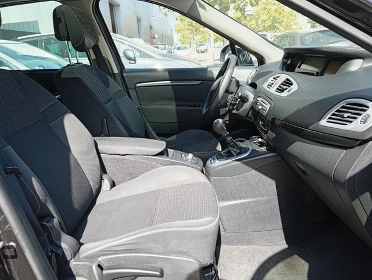 RENAULT Scenic