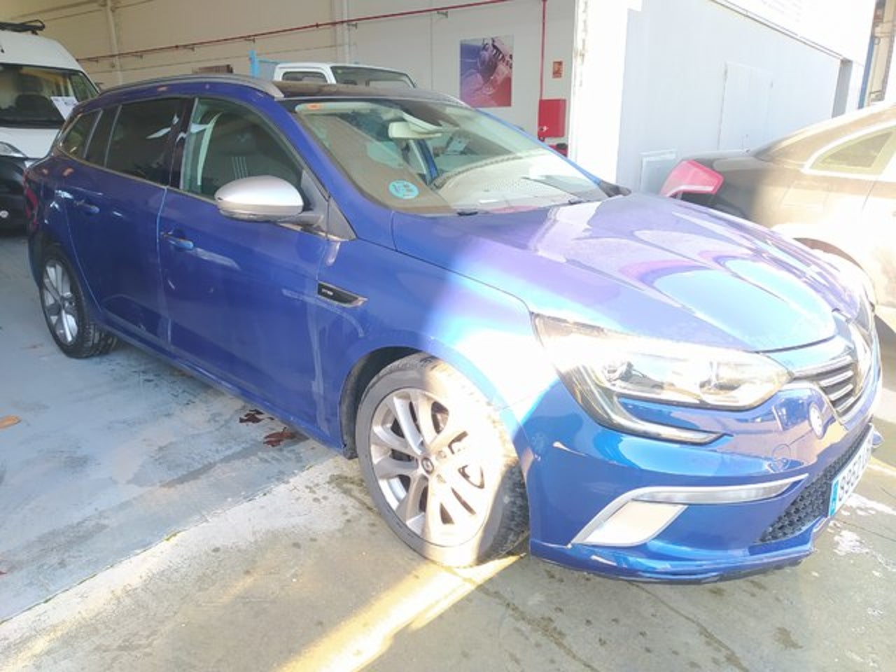 RENAULT Megane