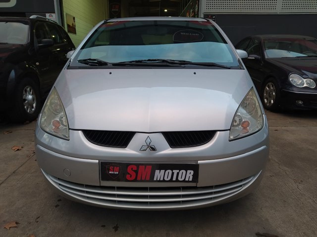 MITSUBISHI Colt