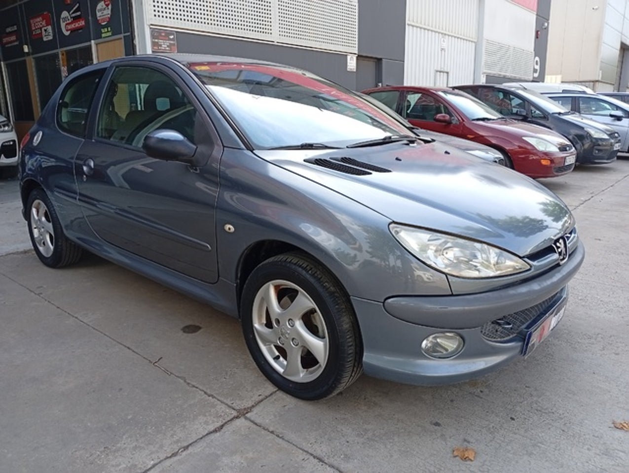 PEUGEOT 206