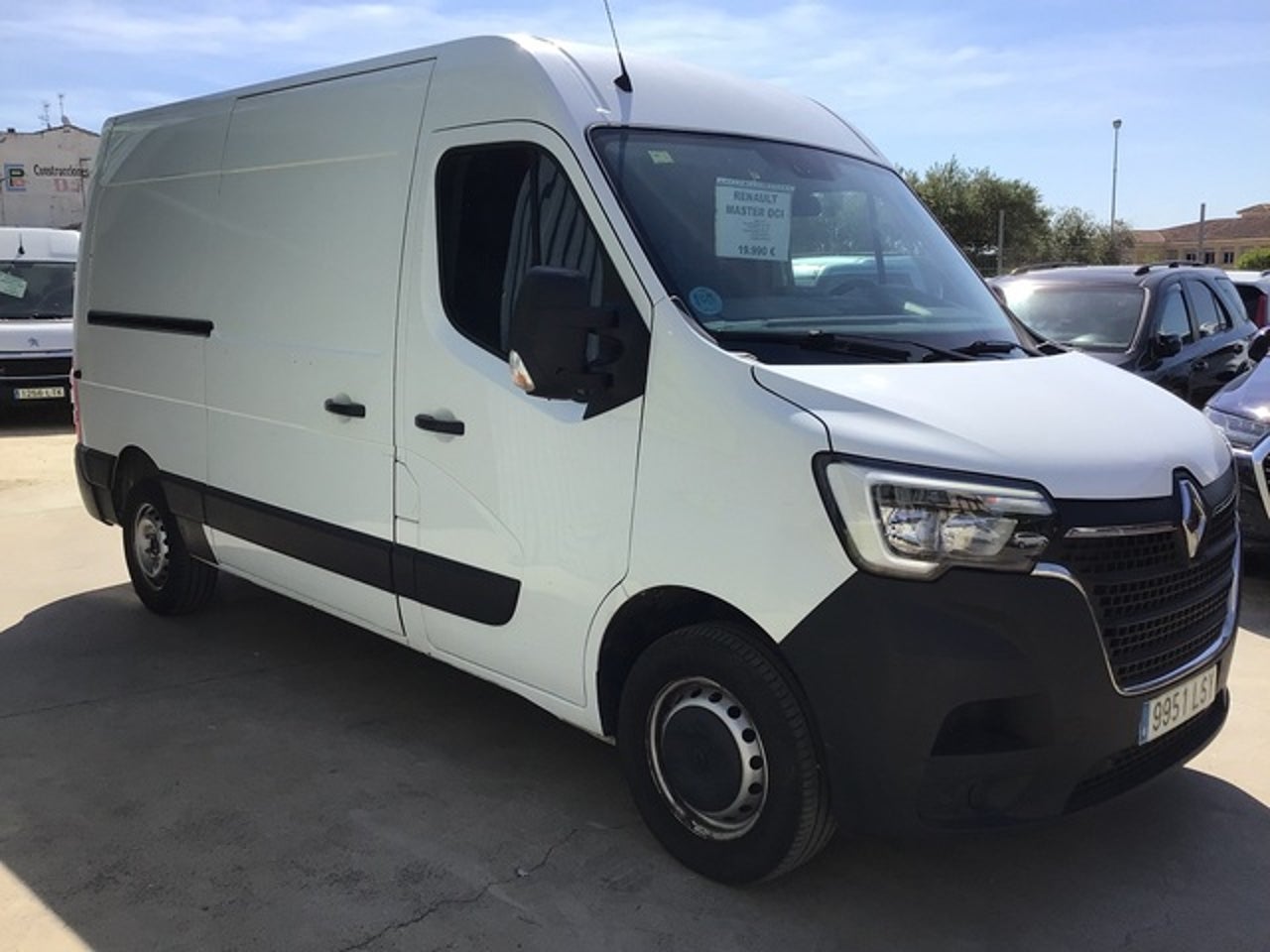 RENAULT Master