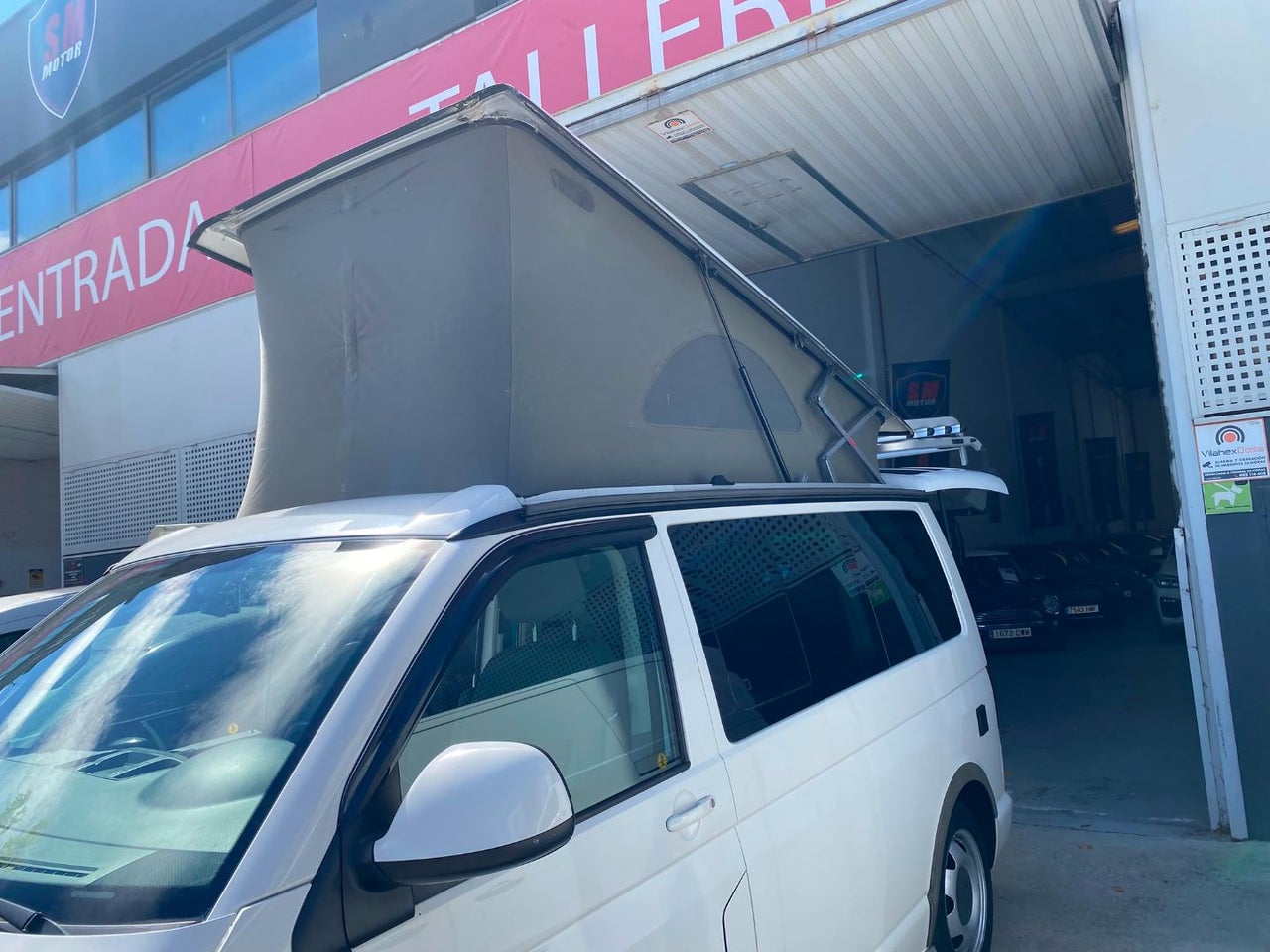 VOLKSWAGEN California