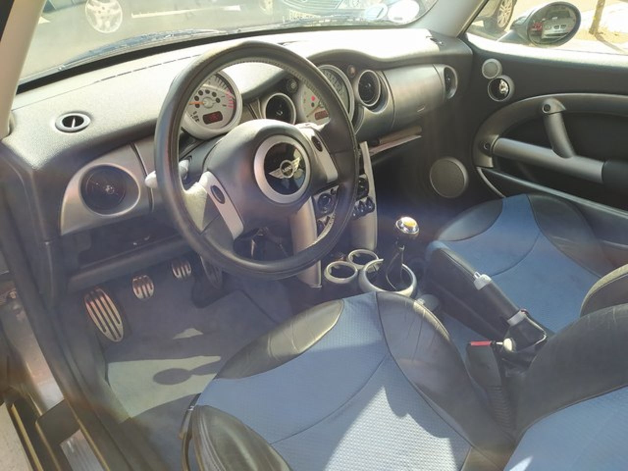 MINI MINI