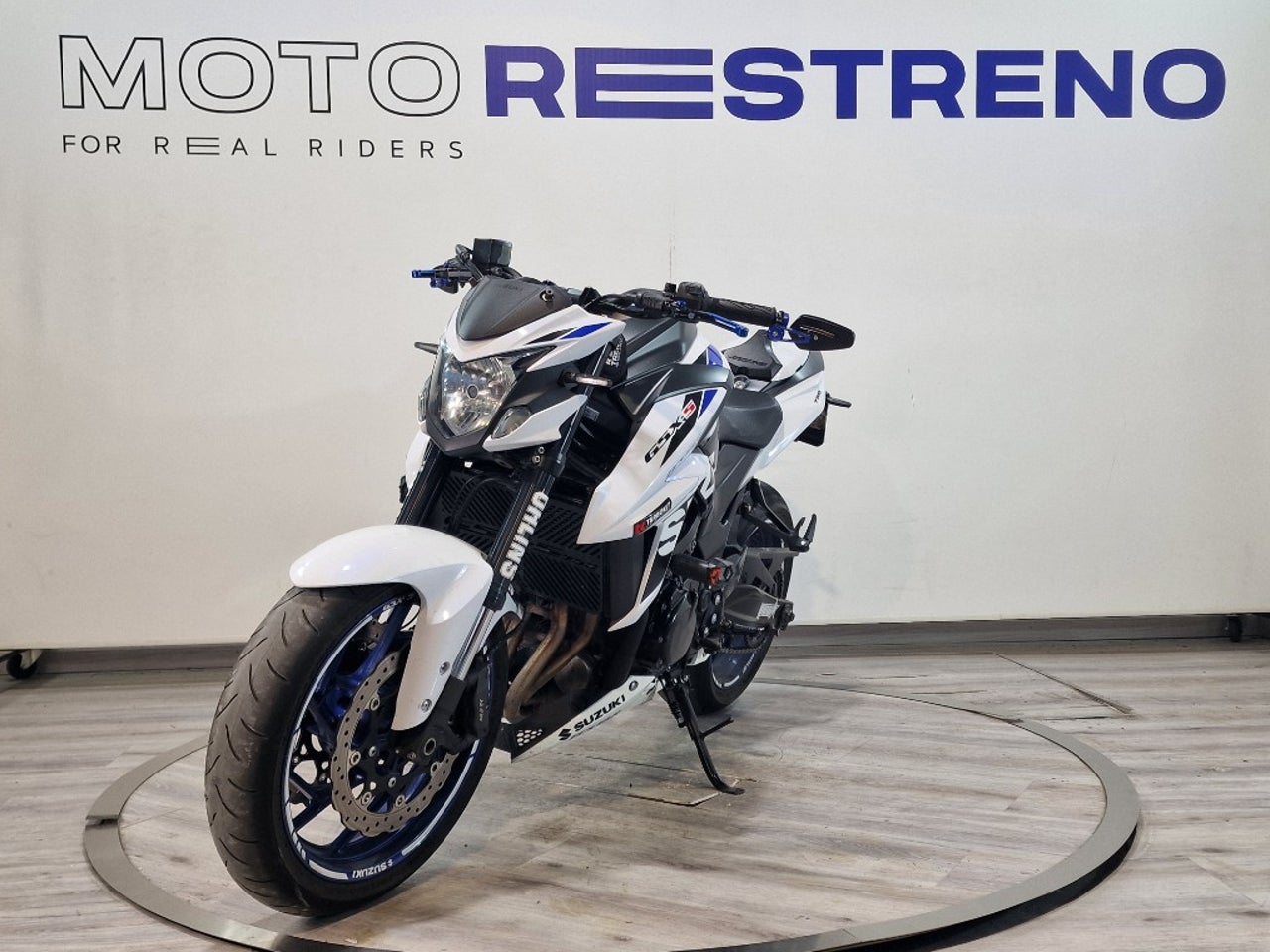 Ver moto SUZUKI GSX-S 750