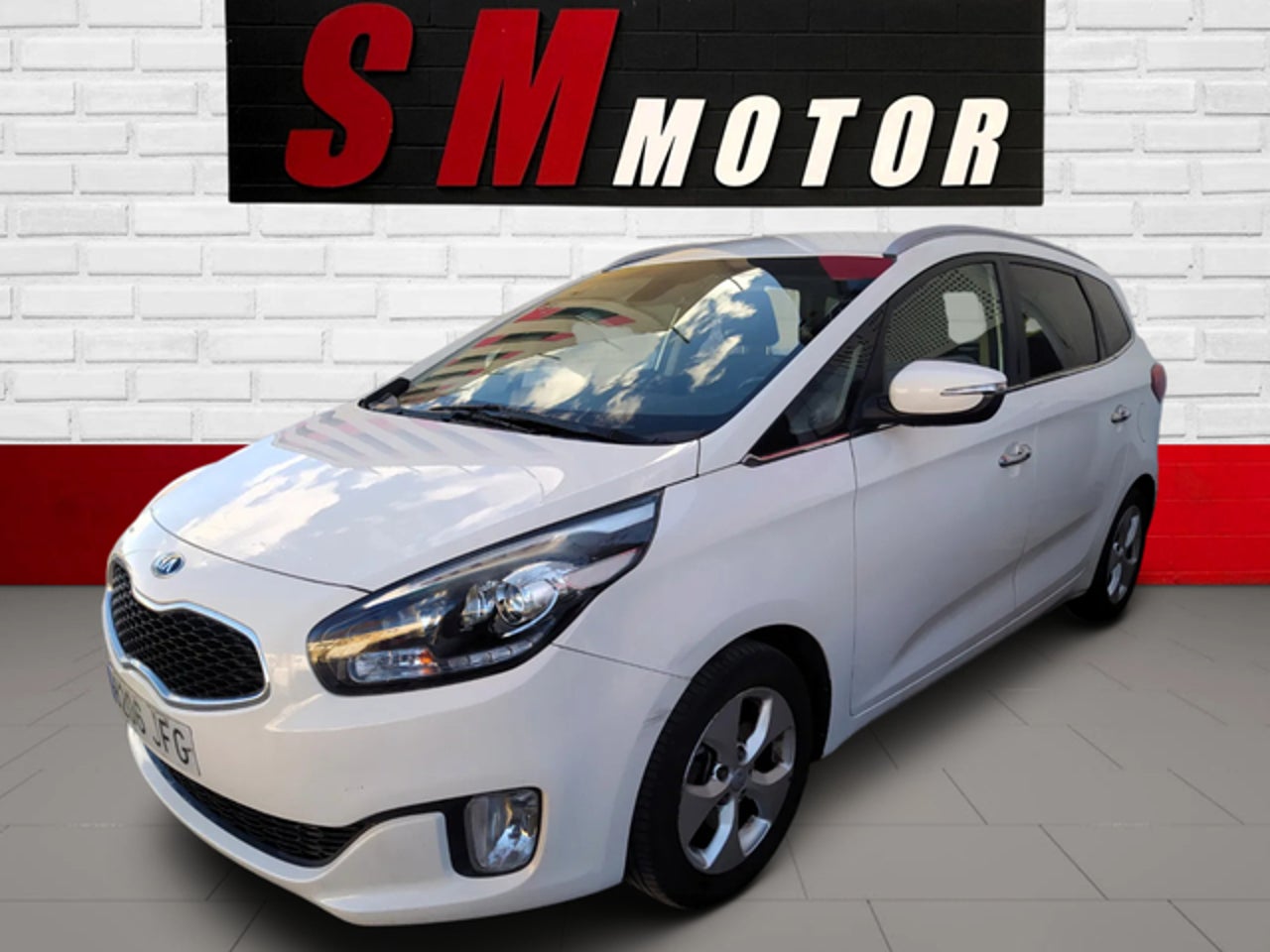 KIA Carens