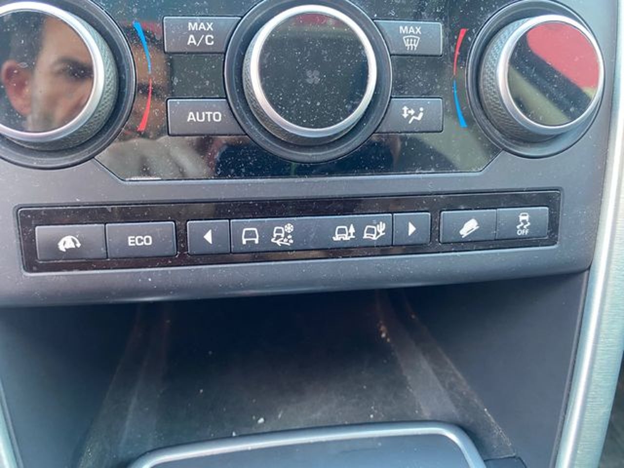 LAND-ROVER Discovery Sport