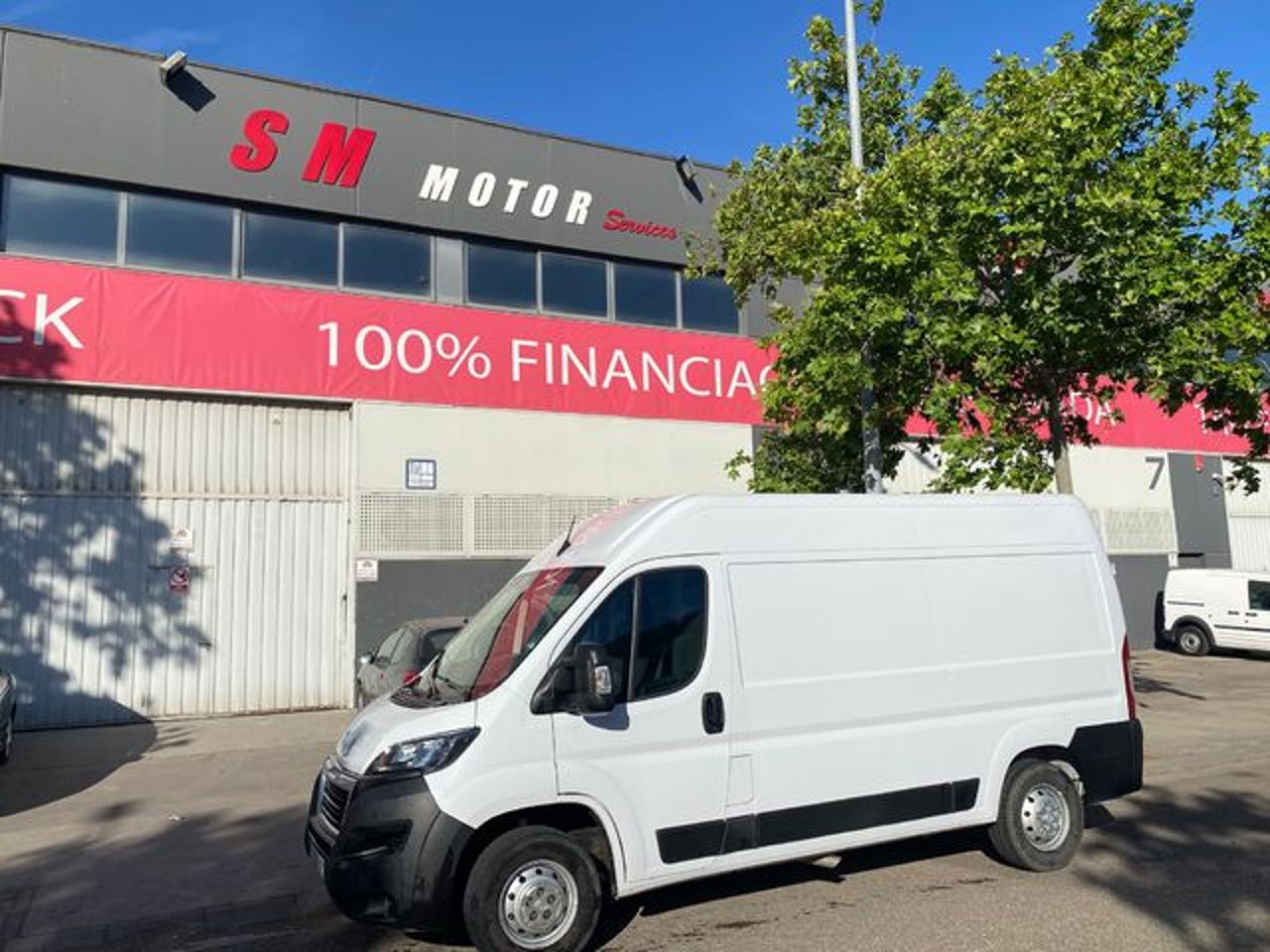 PEUGEOT Boxer