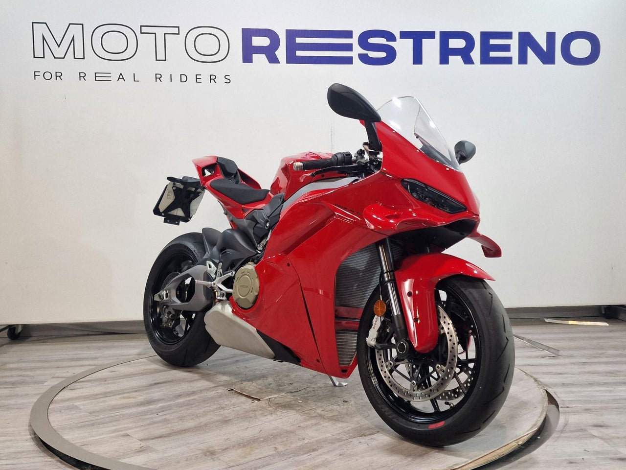 Ver moto DUCATI PANIGALE V4Versión 2025