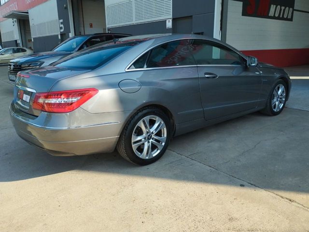 MERCEDES-BENZ Clase E