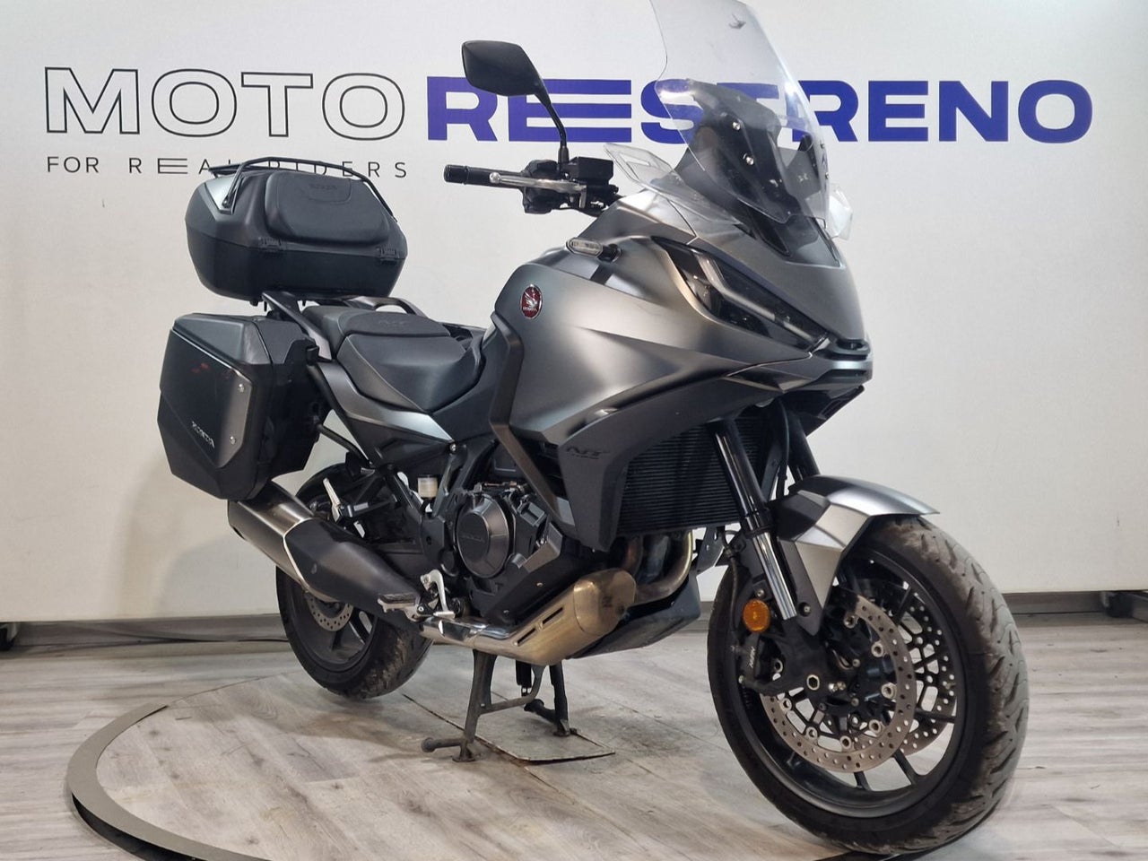 Ver moto HONDA NT1100Versión 2022