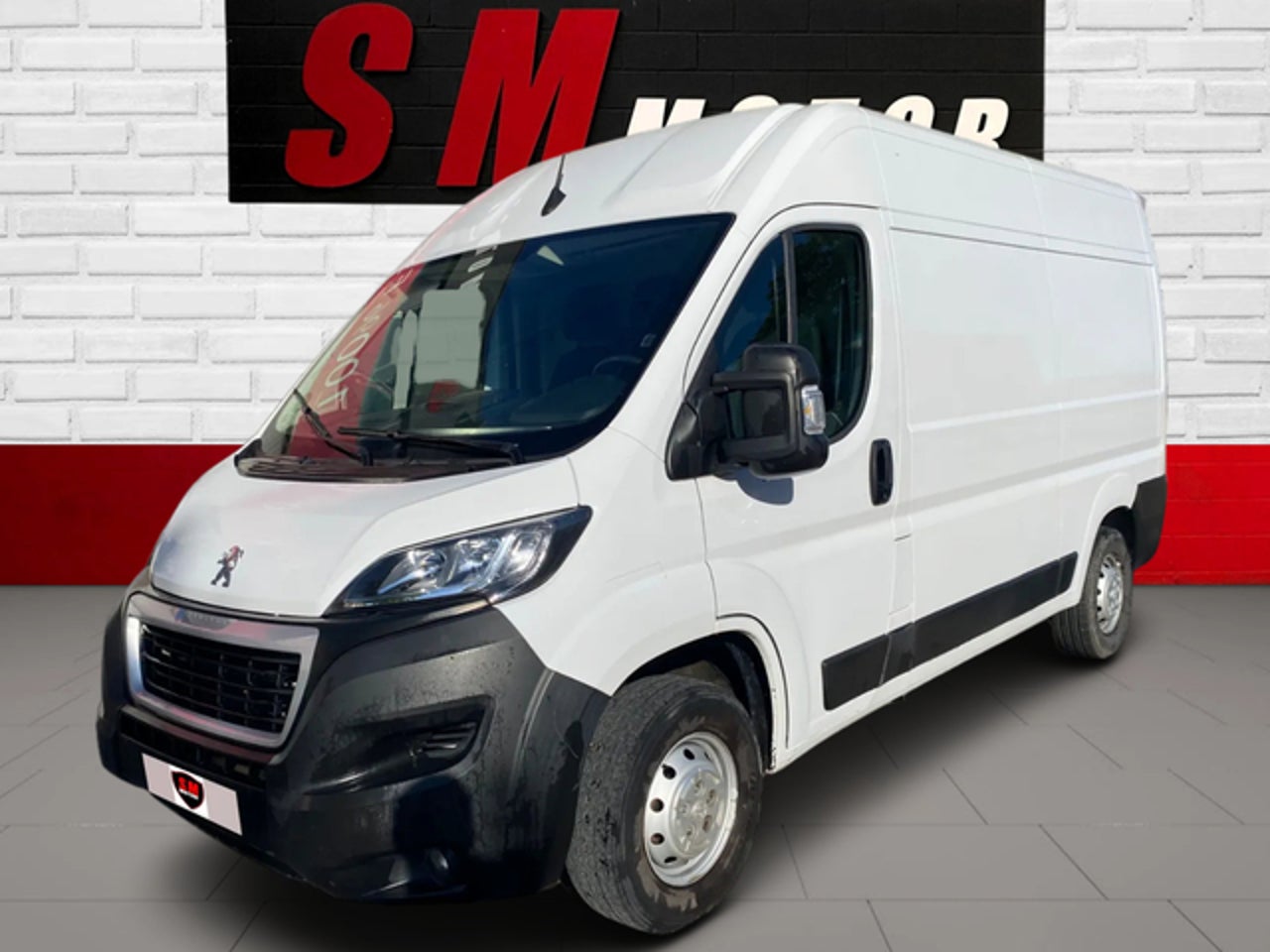 PEUGEOT Boxer