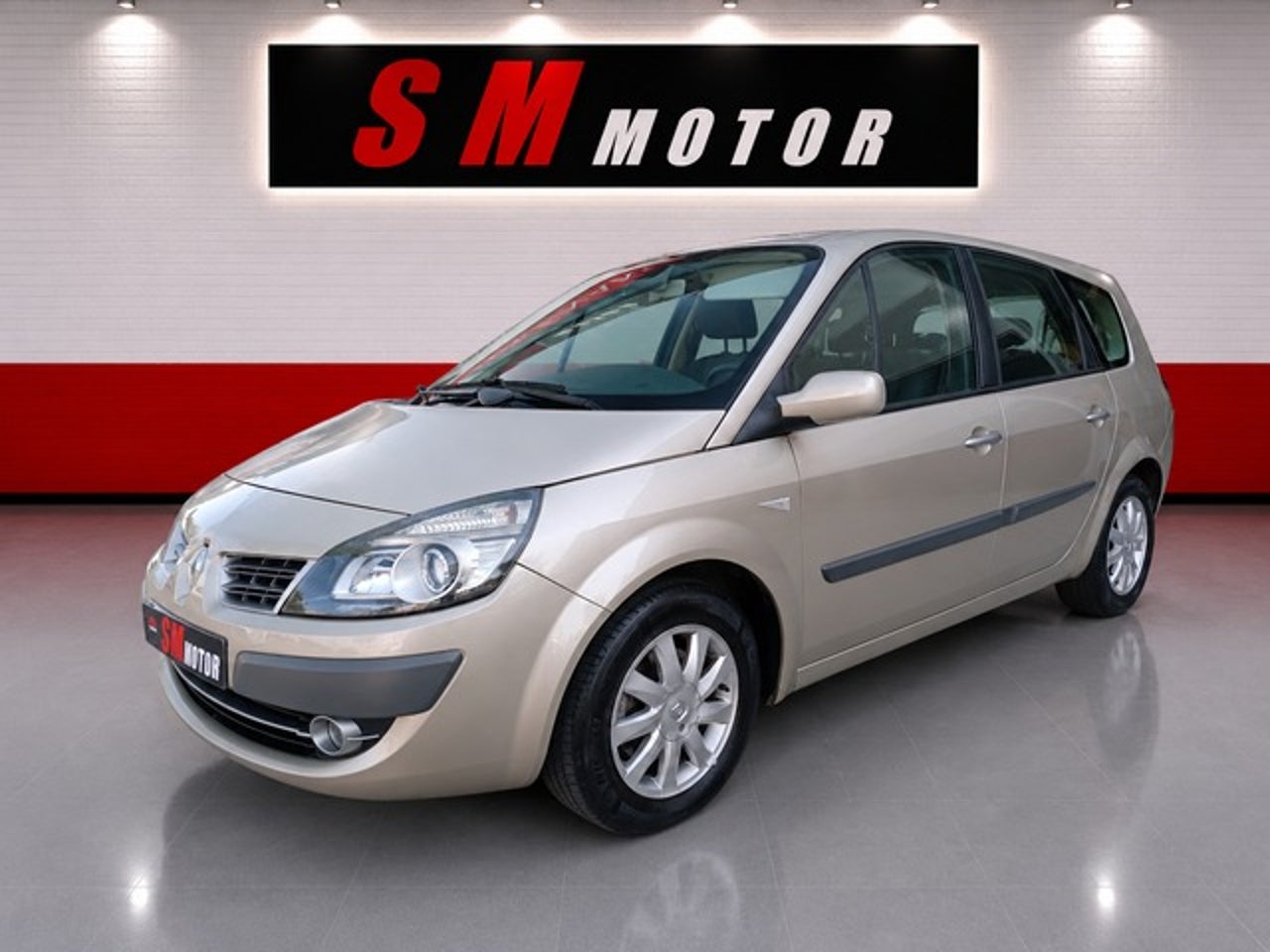 RENAULT Grand Scenic