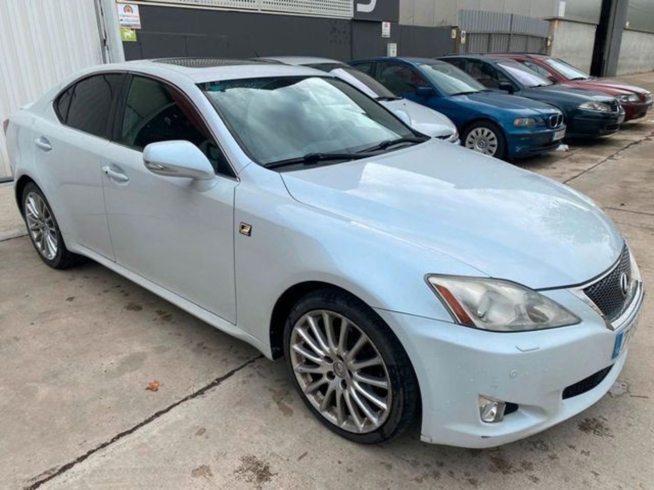 LEXUS IS