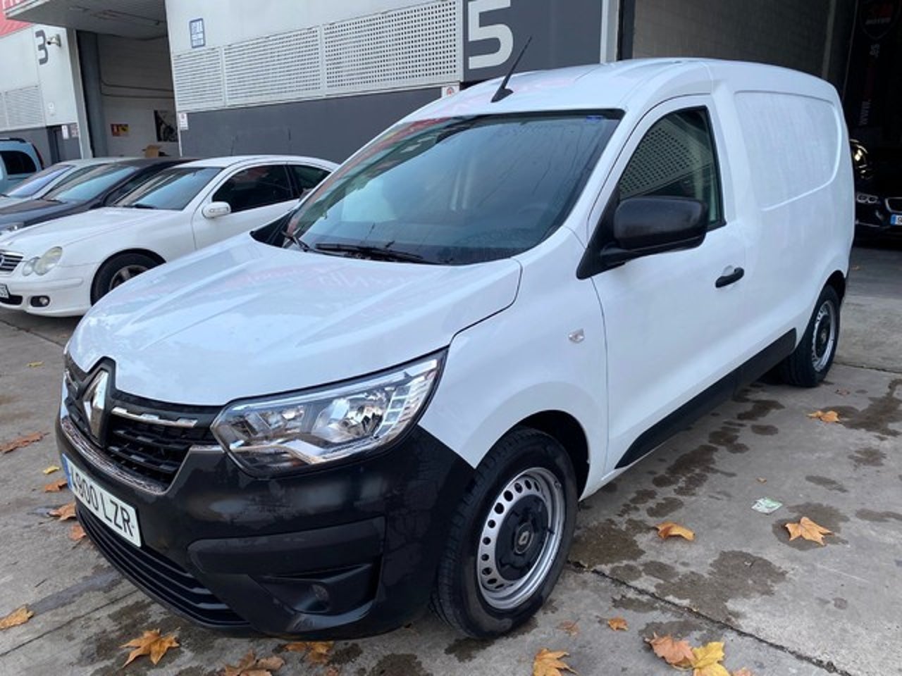 RENAULT Express