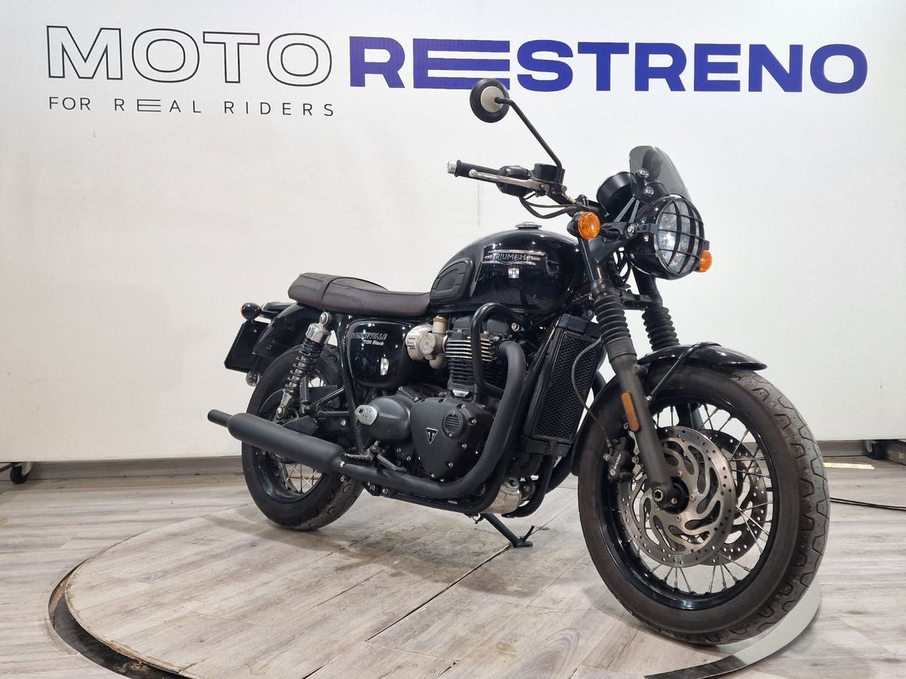 Ver moto TRIUMPH BONNEVILLE T120Black
