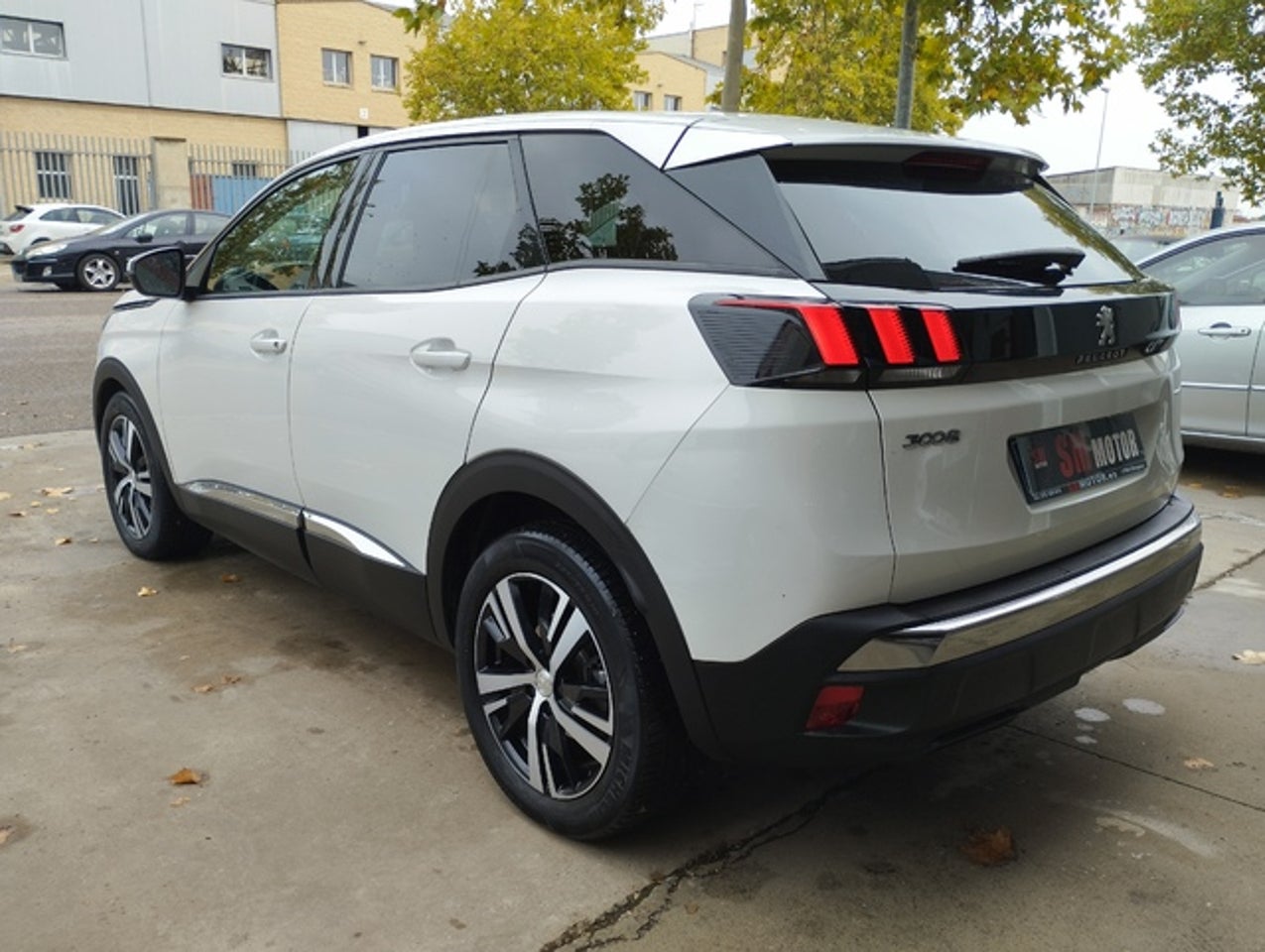 PEUGEOT 3008