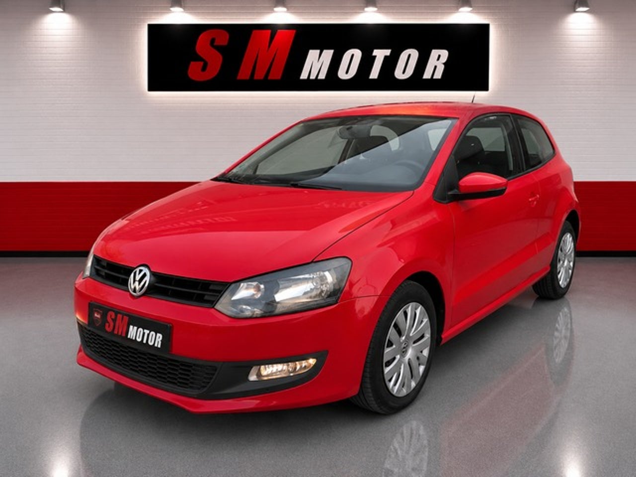 VOLKSWAGEN Polo