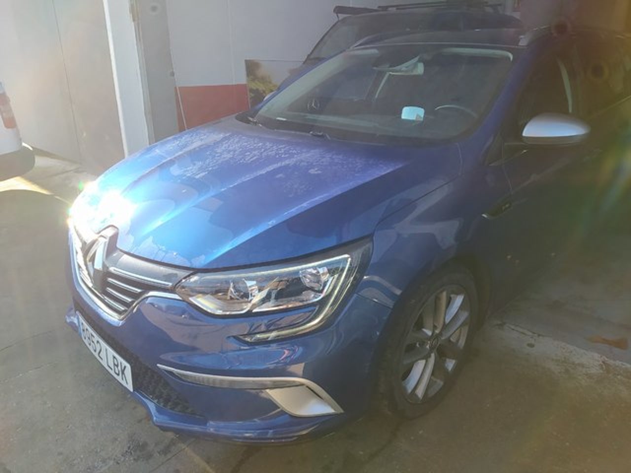 RENAULT Megane