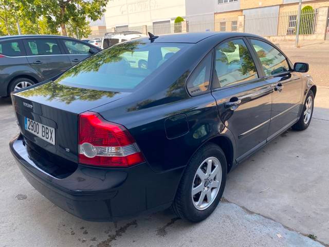 VOLVO S40