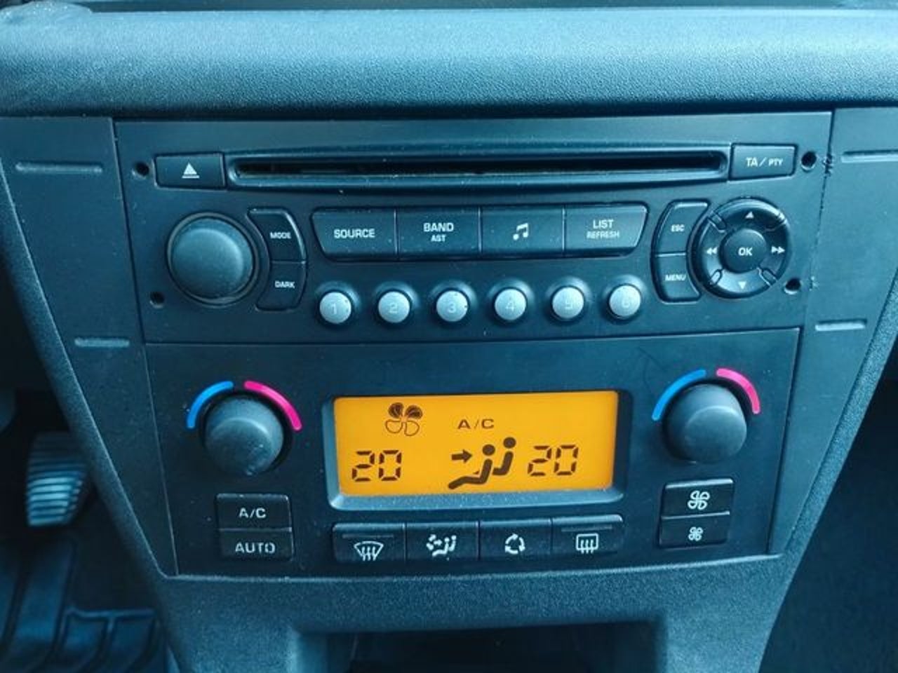 CITROEN C4
