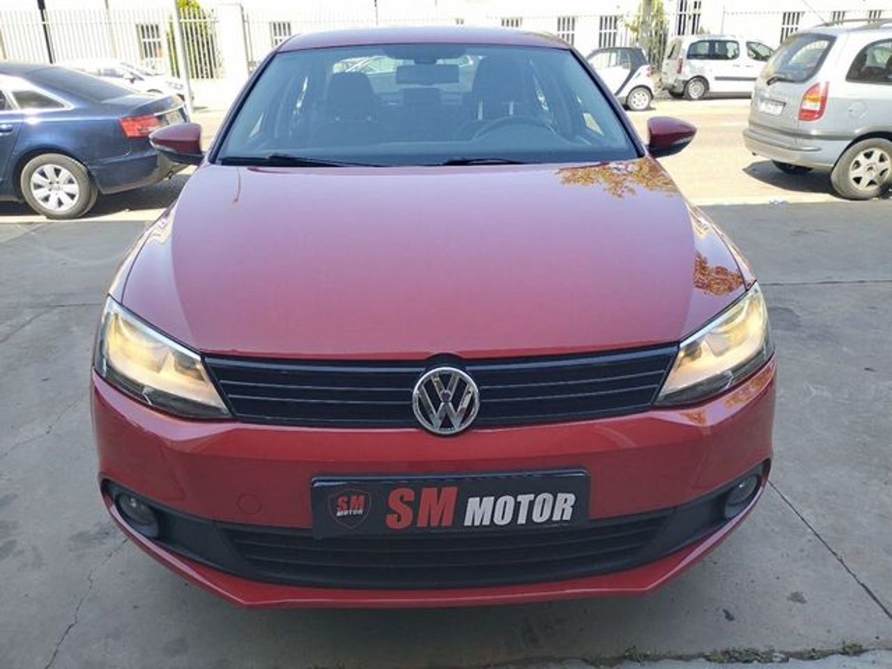 VOLKSWAGEN Jetta