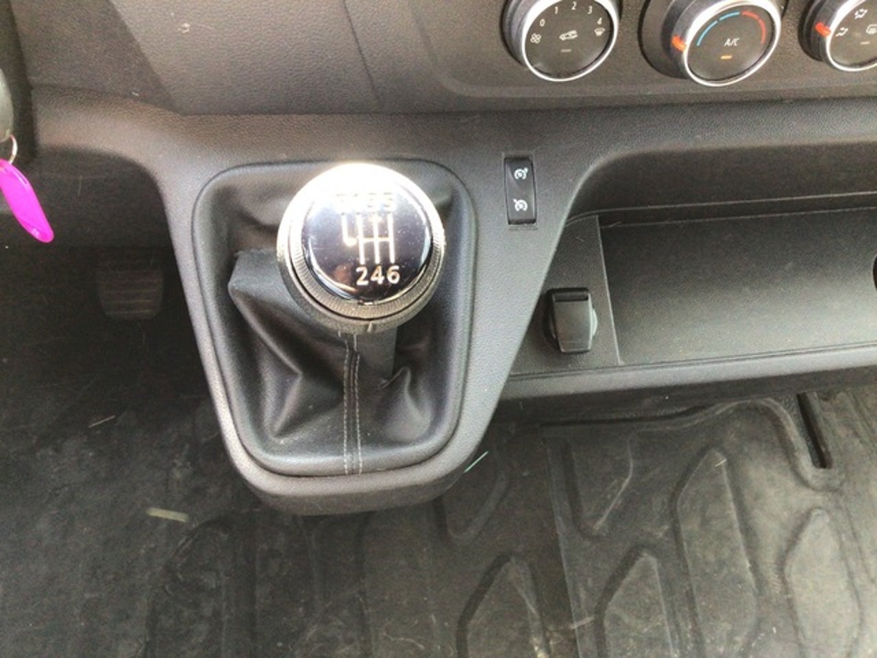 RENAULT Master