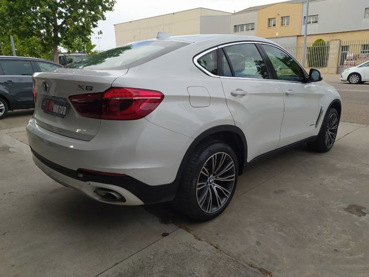 BMW X6