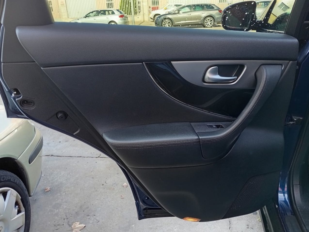 INFINITI FX