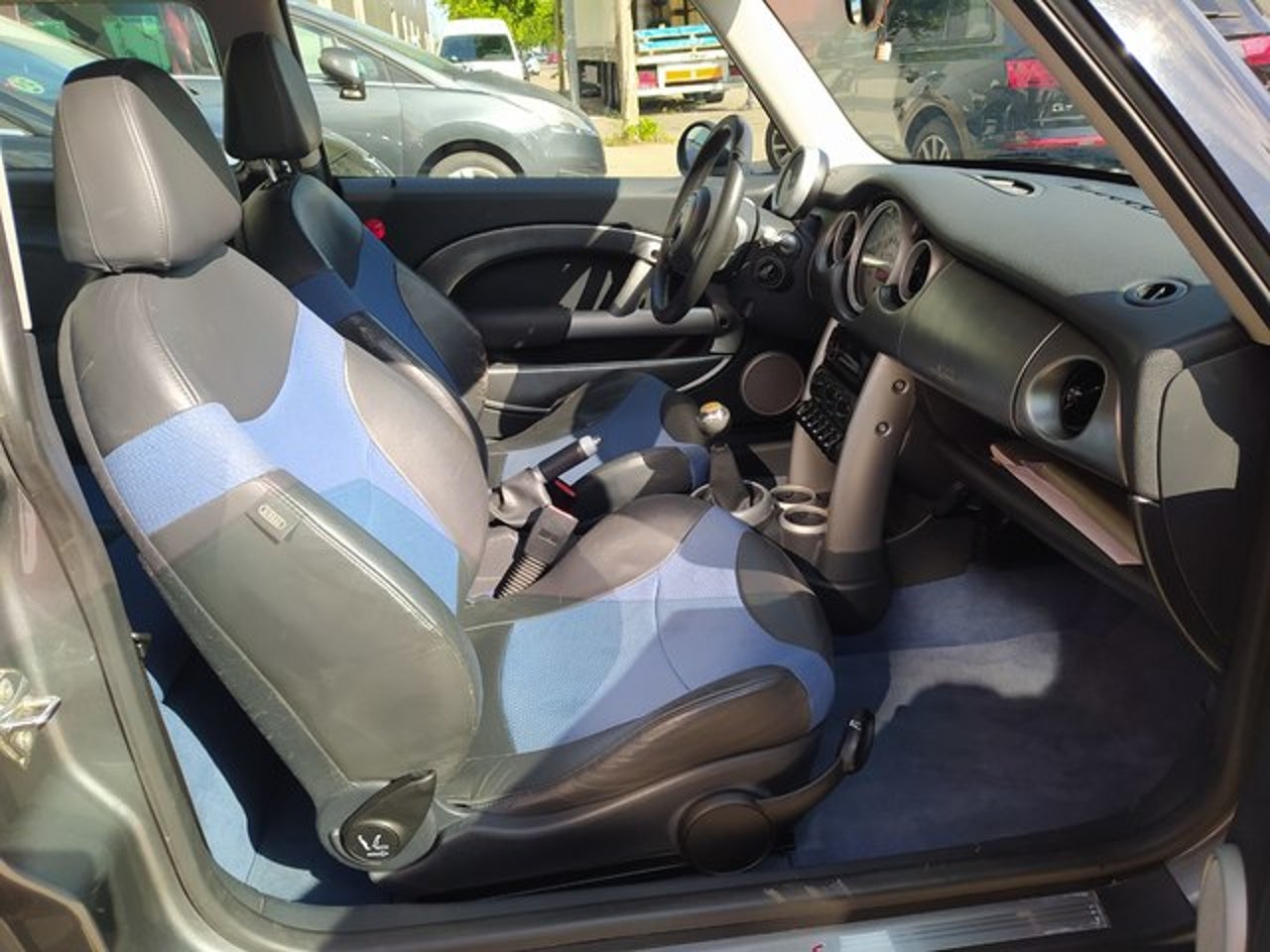 MINI MINI