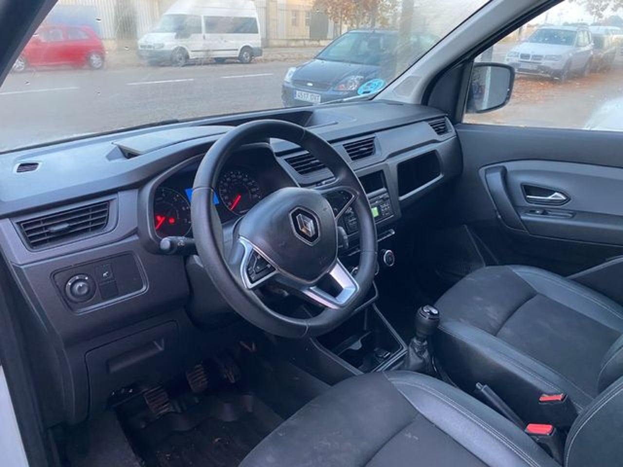RENAULT Express