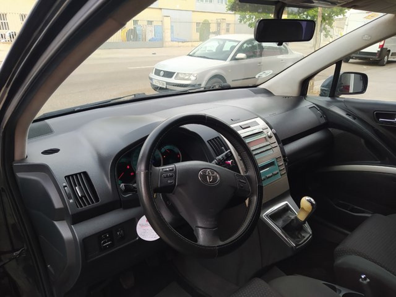 TOYOTA Corolla Verso