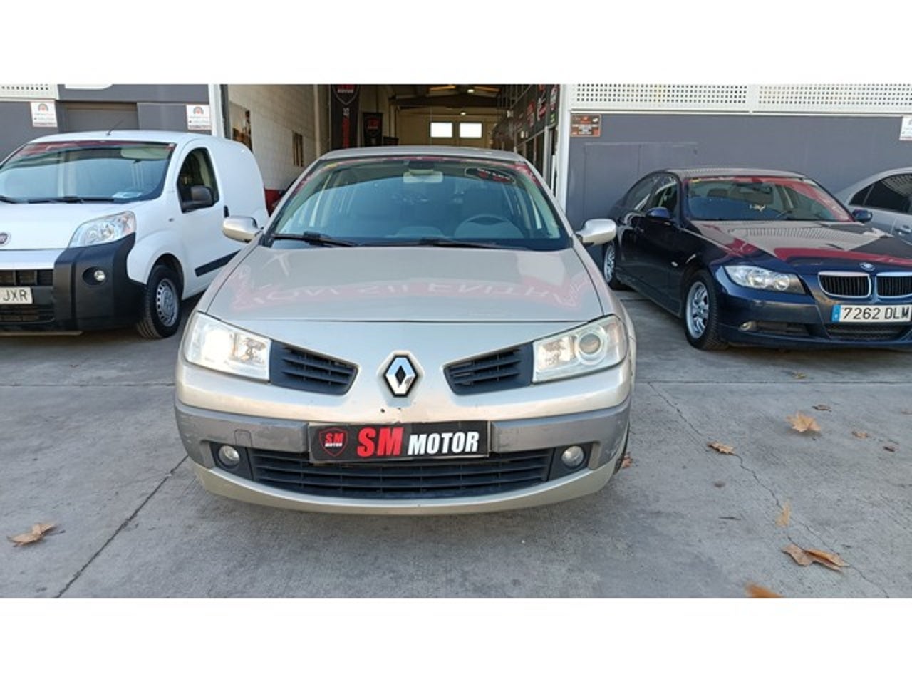 RENAULT Megane