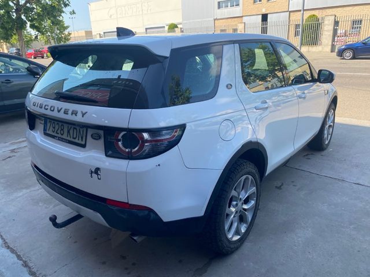 LAND-ROVER Discovery Sport