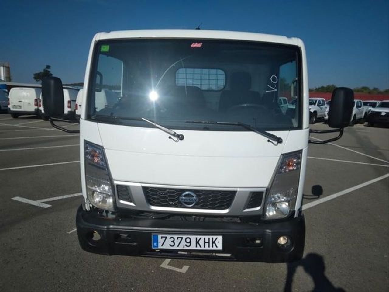 NISSAN NT400
