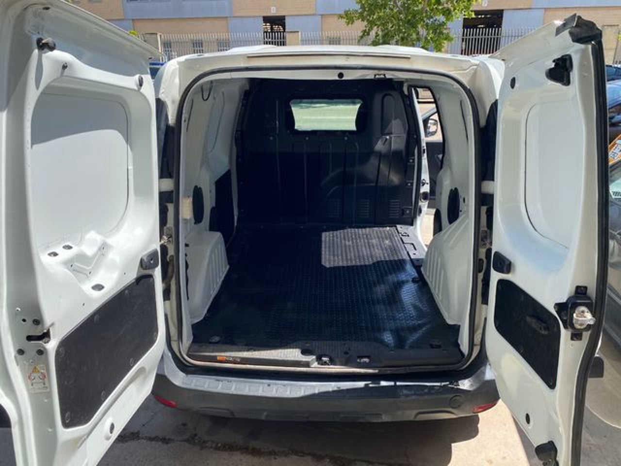 RENAULT Express
