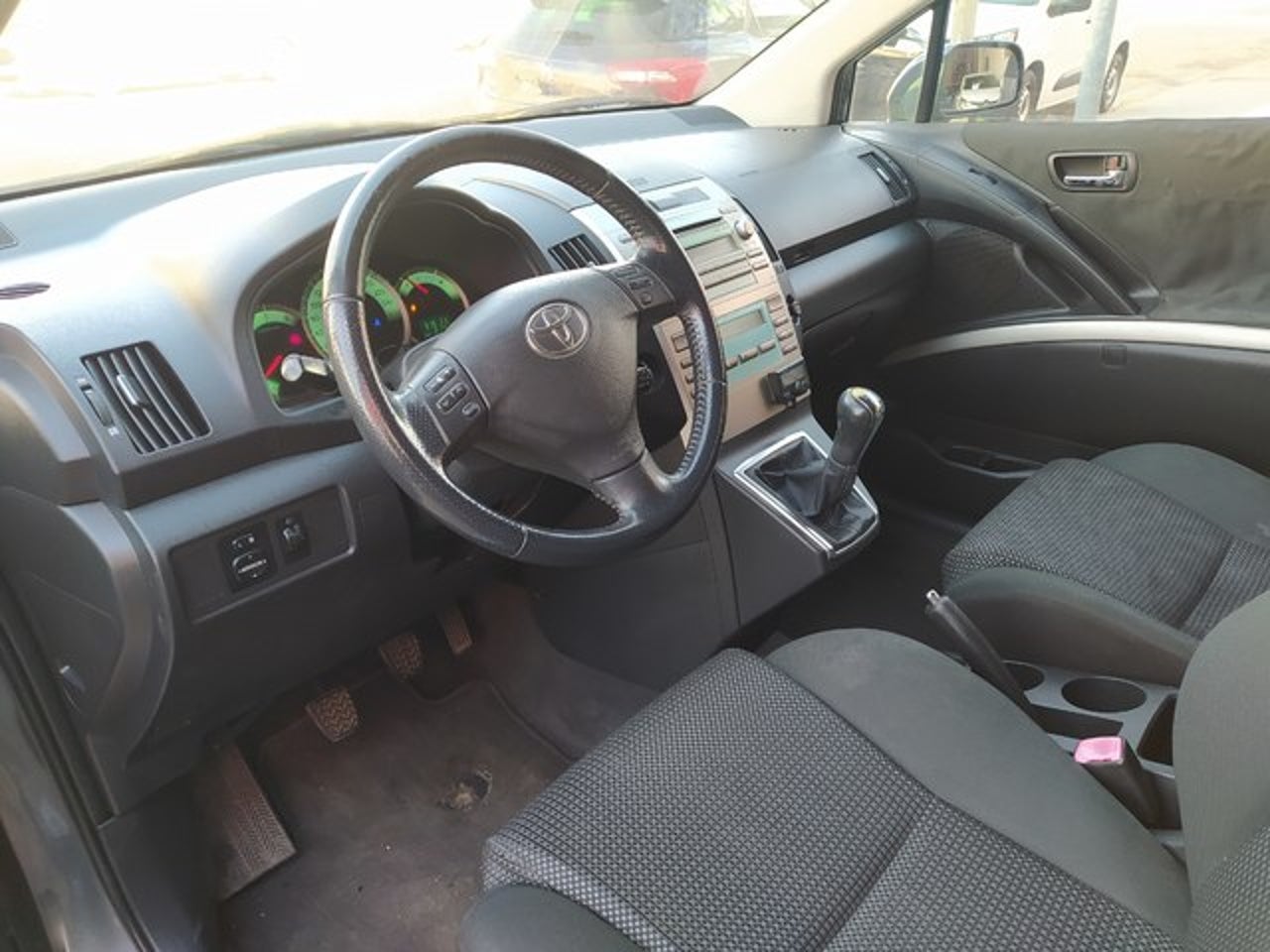 TOYOTA Corolla Verso