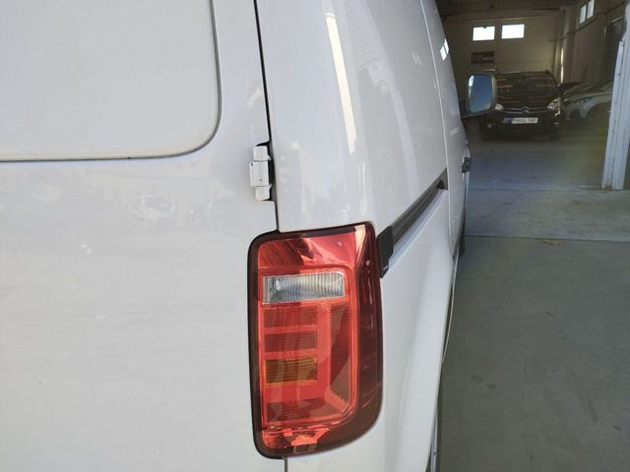 VOLKSWAGEN Caddy