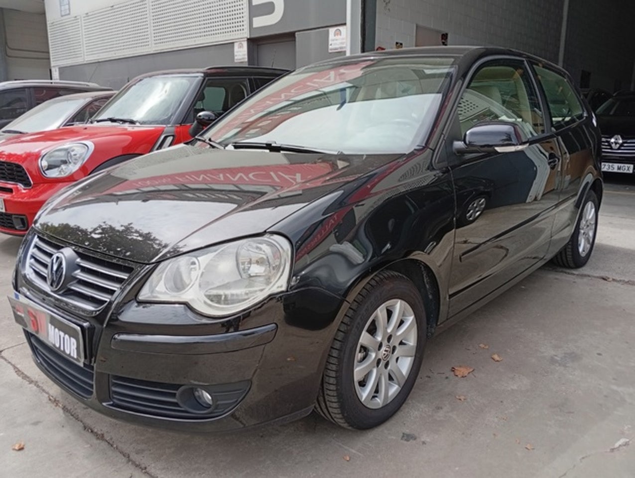 VOLKSWAGEN Polo