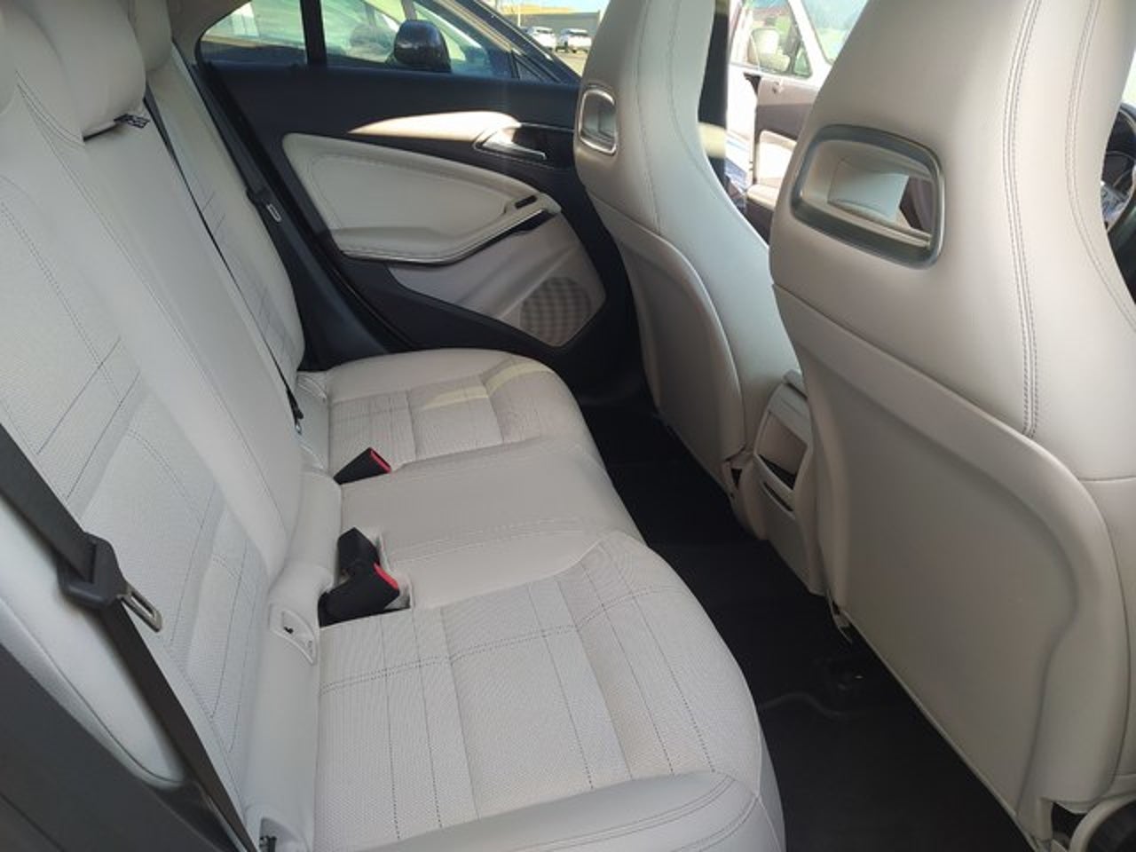 MERCEDES-BENZ Clase CLA