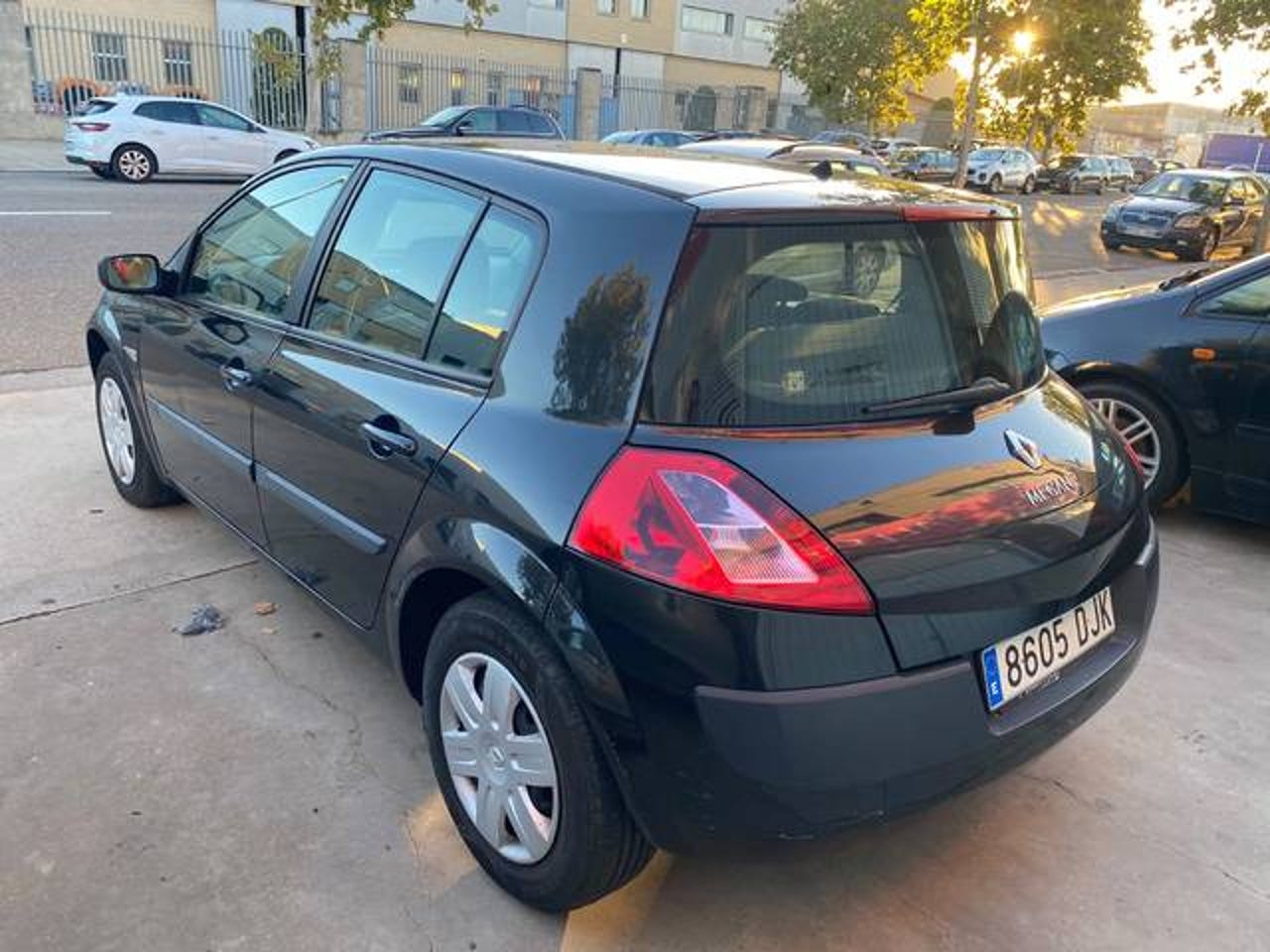 RENAULT Megane