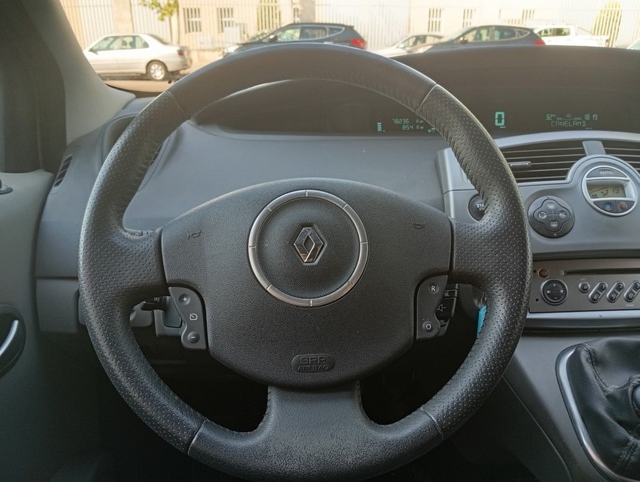 RENAULT Grand Scenic